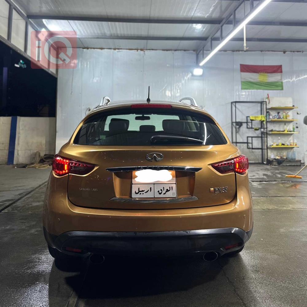 Infiniti FX